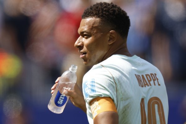 'Hydration break' bio je vruća tema, ne zbog klime; Kylian Mbappe 