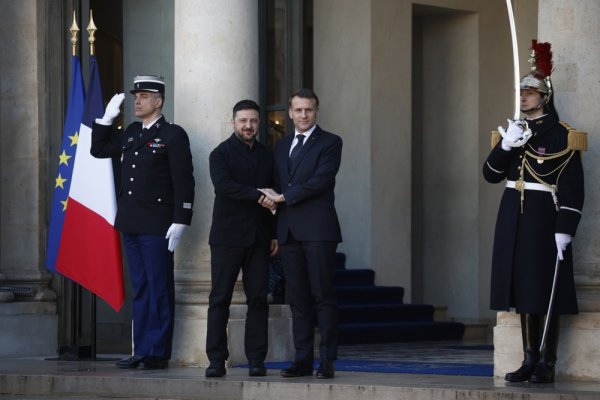 Macron: Kijev će proizvoditi francuske projektile, naručio je zrakoplove Rafale