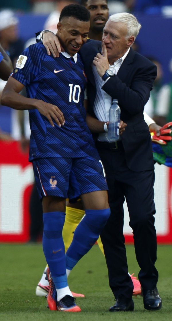 Deschamps uoči polufinala SP-a otkrio u kakvom je stanju ozlijeđeni Mbappe