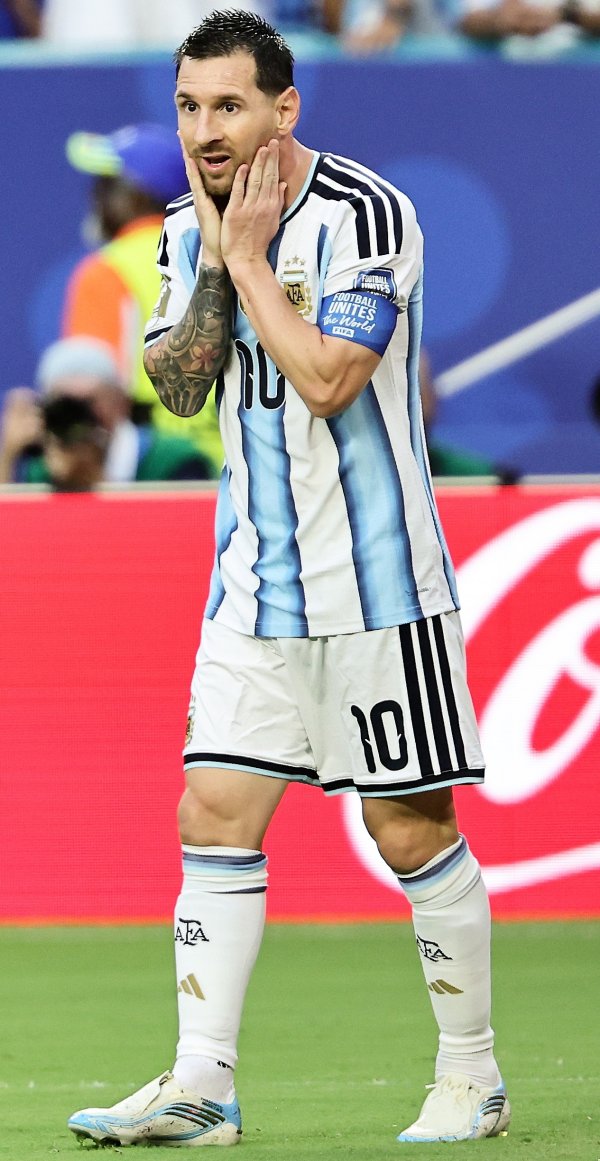 U Argentini zavladala panika prije Engleske: Navijači strahuju jer je Leo Messi propustio trening