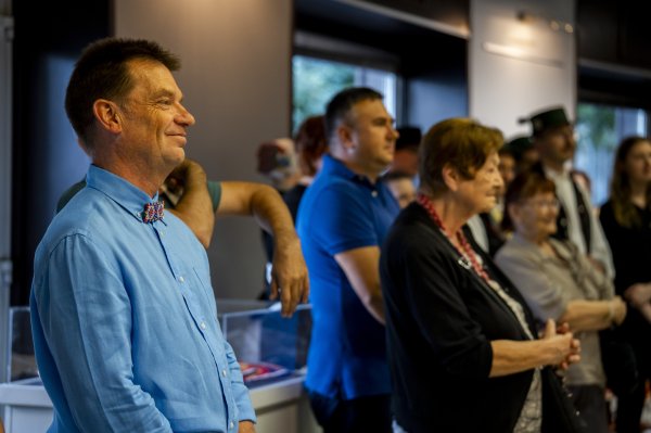 U umjetnosti nema ograničenja, a folklorna umjetnost uvijek je inspiracija nekim novim žanrovima i fenomenima u kulturi koji nam se mogu ili ne moraju sviđati, ali treba ih znati prepoznati
