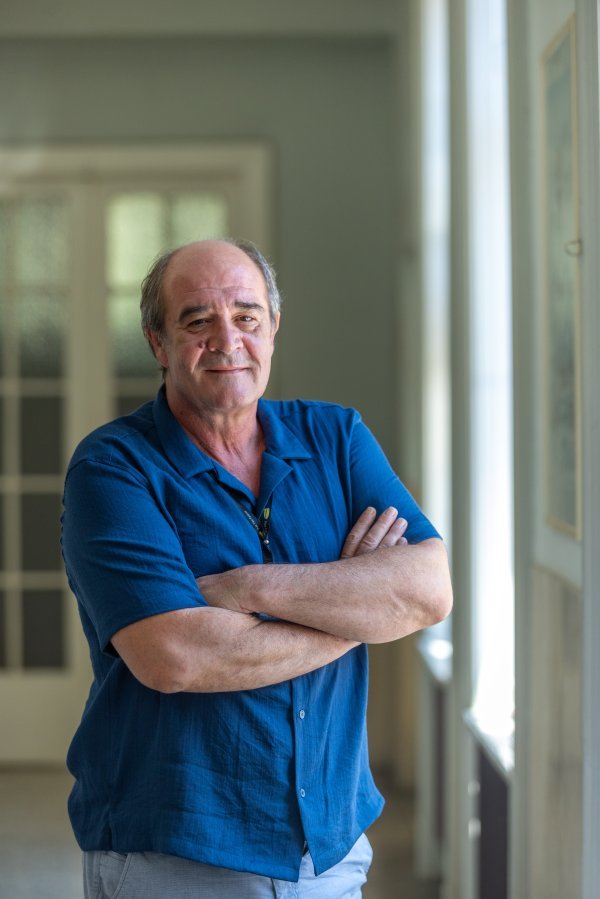 Moj je posao da gledatelju ostavim prostor da sam donese sud. Ja moram pronaći nešto što će mi omogućiti da razumijem čovjeka kojega igram, a ne da ga unaprijed osudim