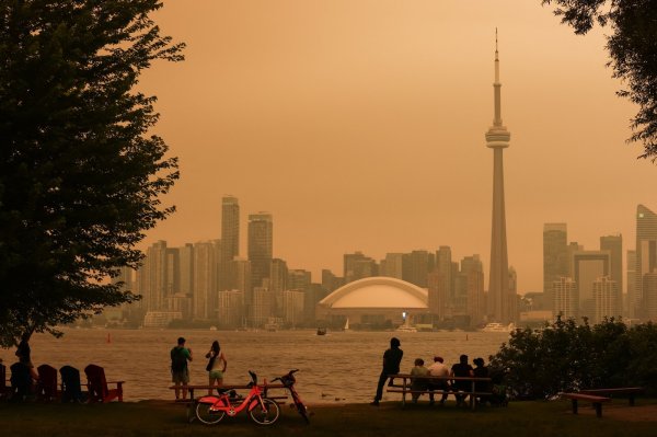 Žuti zrak u Torontu
