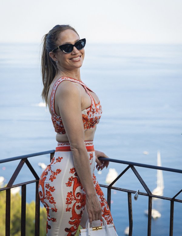 Jennifer Lopez