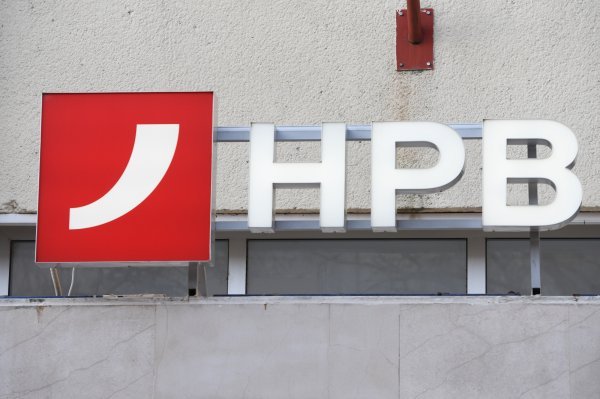 AZTN dao zeleno svjetlo HPB-u za kupnju Croatia banke