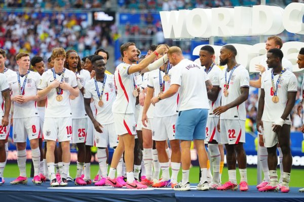 Najljepši trenutak SP-a! FIFA mu nije dala medalju, a onda su Englezi napravili nešto što je dirnulo milijune