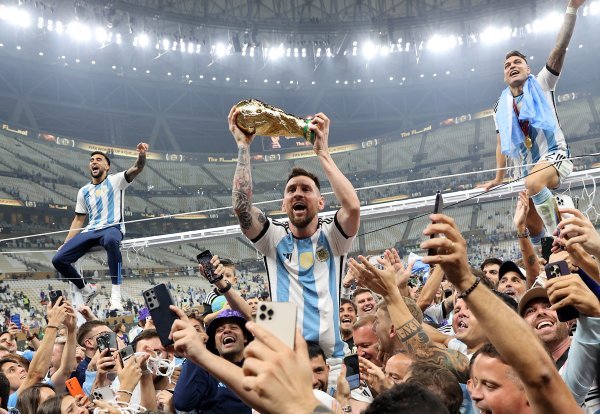 Kako je Lionel Messi postao milijarder?