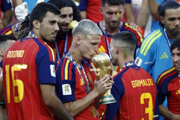 Dinamo emotivnom porukom proslavio povijest kakvu HNL nikada nije vidio: 'Ponosni smo na tebe!'