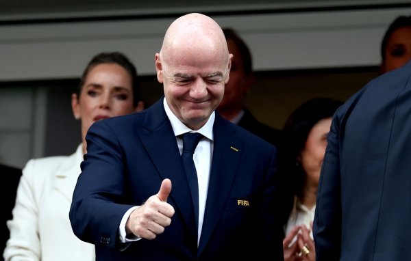 'Infantino mora otići. Svi vide kakvu štetu trpi nogomet'