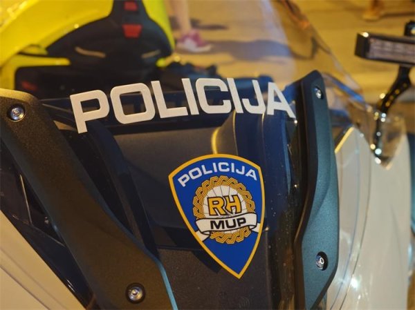 Poznati 'drifter' ponovno u akciji: Driftao pokraj Lovrinca, BMW mu privremeno oduzet