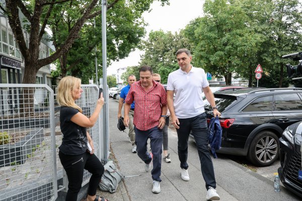 Damira Šegotu dovode na pretres u prostorije HOO-a