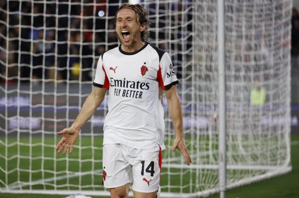 Gotovo je! Modrić potpisao s Milanom do 2027. godine. Evo što je rekao