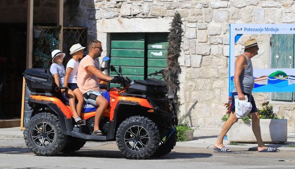 Quadovi su sve popularnije prijevozno sredstvo