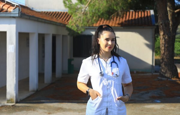 Liječnica Lucija Bezić izabrala je Šoltu