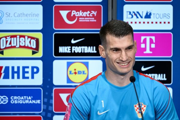Fenerbahče prodao Livakovića? Evo što nam je Andy Bara odgovorio