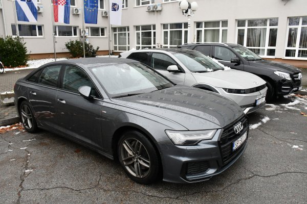 Kupujete novi automobil? Ova vrsta vozila nakon tri godine izgubi čak polovicu vrijednosti