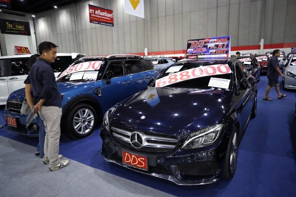 Ovaj stari vozački trik nekada je pomagao, a sada modernom automobilu može ozbiljno naštetiti