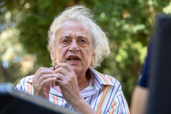 Iako sam već djed, nedorasli adolescent u meni još uvijek nije odustao od sna da se društvo može drukčije organizirati