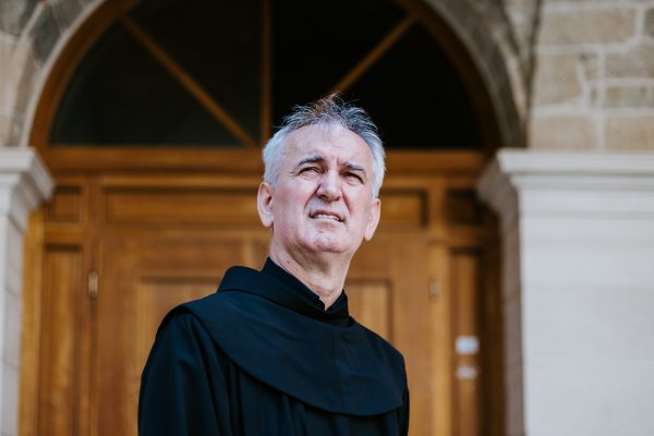 Fra Jozo Grbeš o incidentu u Međugorju: 'Malo je potrebno da čovjek padne i izgubi se'