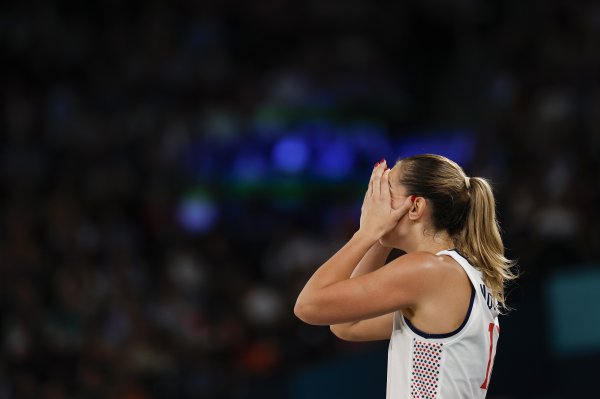 Utakmica Srbije na Eurobasketu prekinuta nakon dvije minute: Razlog je bizaran