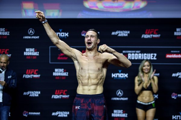 Srbin režirao skandal na UFC-u u Beogradu: Izašao na pjesmu koja svojata Dubrovnik i Knin