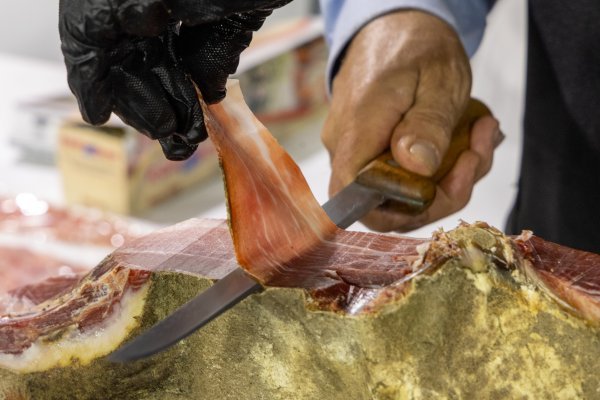 Inspektorat našao ilegalnu pršutanu: Evo što će biti s 1000 komada delicija