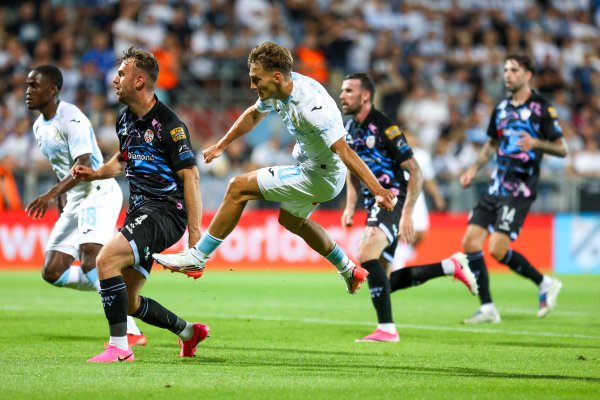 Rijeka od prve minute opasno pritisnula Rudeš koji se grčevito brani