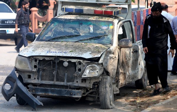 Najmanje 14 mrtvih nakon samoubilačkog napada na policijsku postaju u Pakistanu