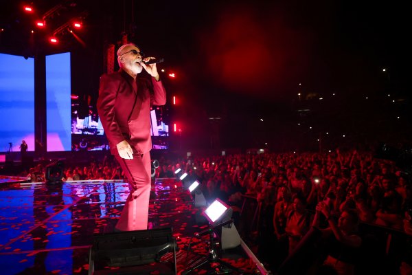 Dino Merlin održao treći koncert na stadionu Koševo