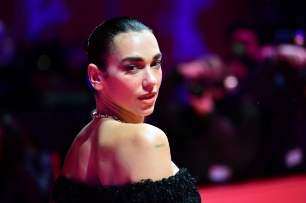 Dua Lipa