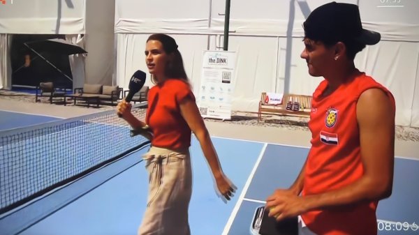 Hit prizor na malim ekranima: Doris Pinčić Guberović se javila uživo pa u suknji i štiklama zaigrala pickleball