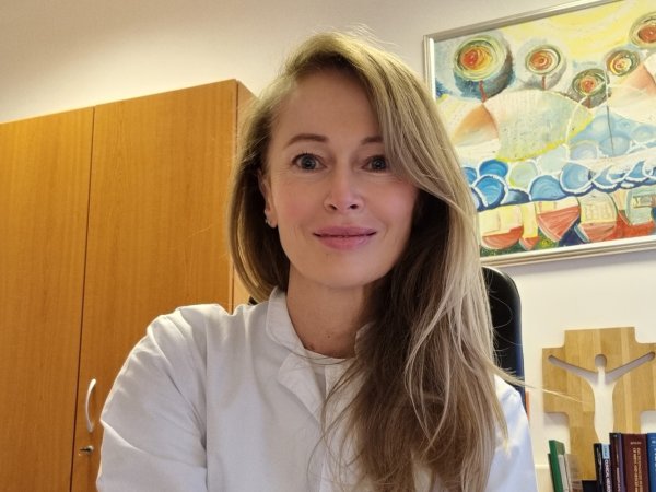 prof. dr. sc. Ervina Bilić, specijalistica neurologije s dugogodišnjim iskustvom u radu s neuromuskularnim bolestima