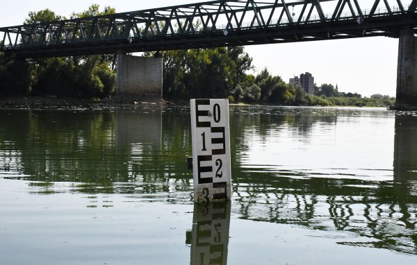Vodostaj Save kod Slavonskog Broda blizu najbližeg u povijesti