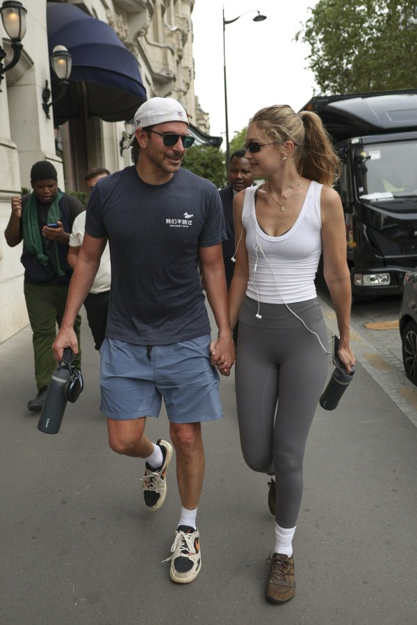 Nakon novih zajedničkih fotografija mnogi se pitaju: Jesu li se Bradley Cooper i Gigi Hadid vjenčali?