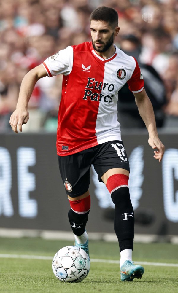 Ivanušec otpisan u Feyenoordu: Ovaj potez trenera najbolje govori da je gotovo