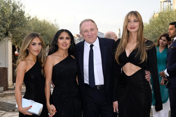 Valentina Paloma Pinault , Salma Hayek , Francois-Henri Pinault , Mathilde Pinault