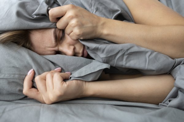 Komercijalni uređaji koje nosimo na zapešću nisu medicinski polisomnografi