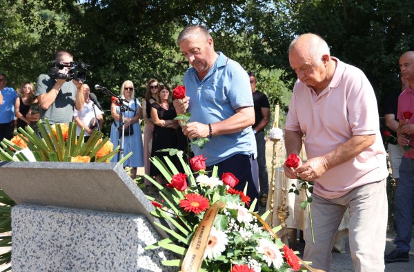 Uzdolje: Komemoracija za ubijene i nestale žrtve nakon VRO Oluja u organizaciji Srpskog narodnog vijeća