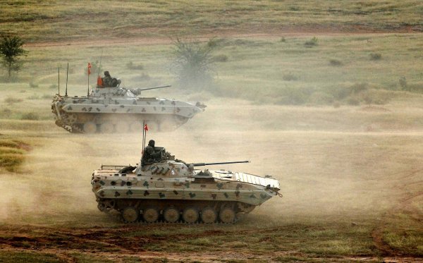 Paket pomoći malijskoj vojnoj hunti uključuje borbena vozila BMP-2