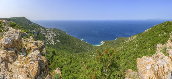 Pogled na plažu Sveti Ivan