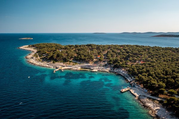 Priča o Obonjanu: od Otoka mladosti do oaze mira