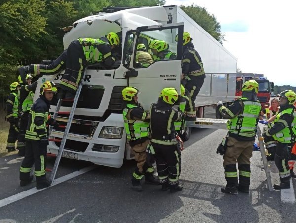 Vatrogasci nakon teške nesreće na A1 poslali poruku vozačima