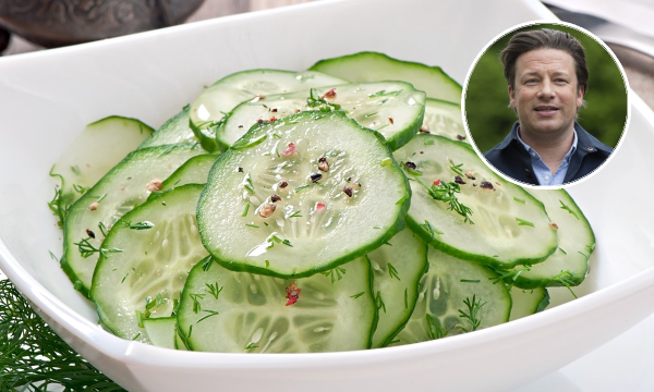Jamie Oliver otkrio trik za savršenu ljetnu salatu od krastavaca: Gotova je za samo 10 minuta