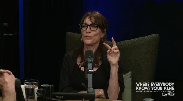 Katey Sagal u podcastu s Teda Dansona