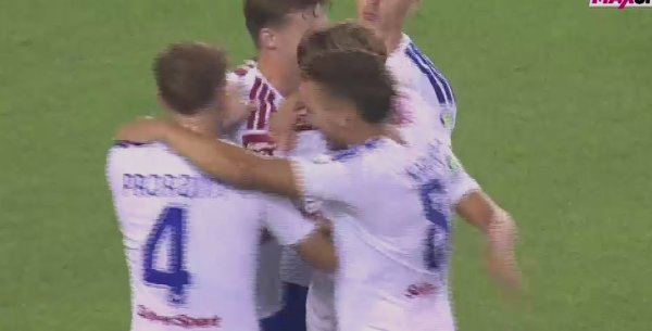 Hajduk poveo protiv Istre! Pogledajte kako je Pukštas ostao potpuno sam i glavom pogodio za 1:0