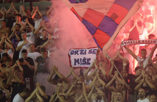 Kaos na Poljudu: Torcidaši se međusobno potukli na tribini nakon utakmice