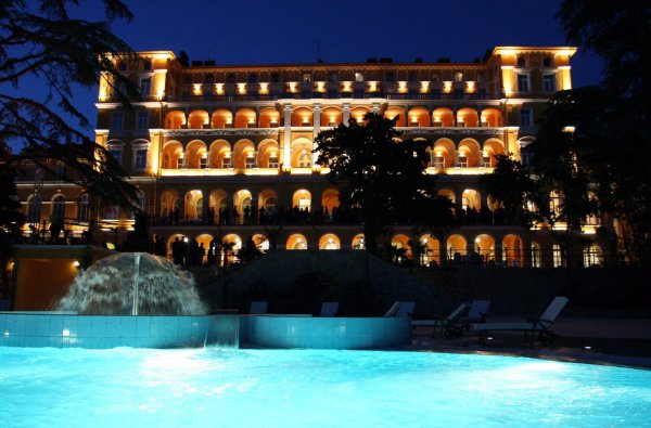 Poznato je tko preuzima crikveničko hotelsko poduzeće za 40 milijuna eura