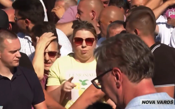 VIDEO Žena se ubacila Vučiću pred kamerama: Skupljala sam glasove, zašto nisam dobila posao?