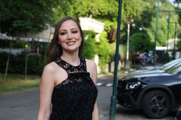 Aleksandru Prijović nisu pustili u restoran na Hvaru: Hostesa joj se javno ispričala, reakcija pjevačice oduševila