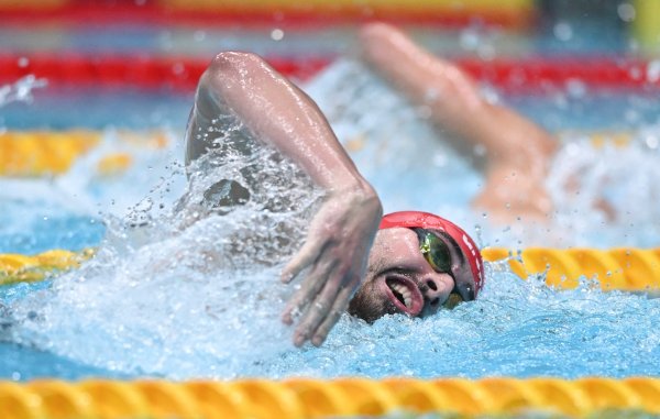 Jere Hribar i Vlaho Nenadić napravili korak prema finalu na 100 m